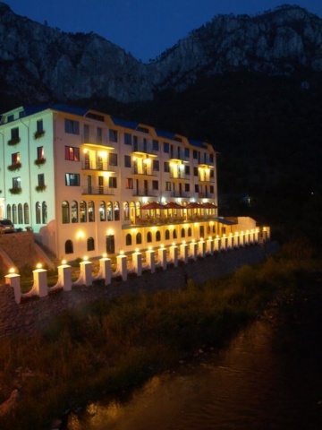 Hotel Golden Spirit, spa resort